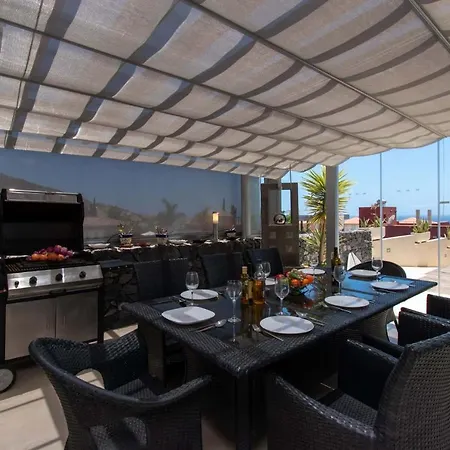 Almeria With Ocean Views أذيخي