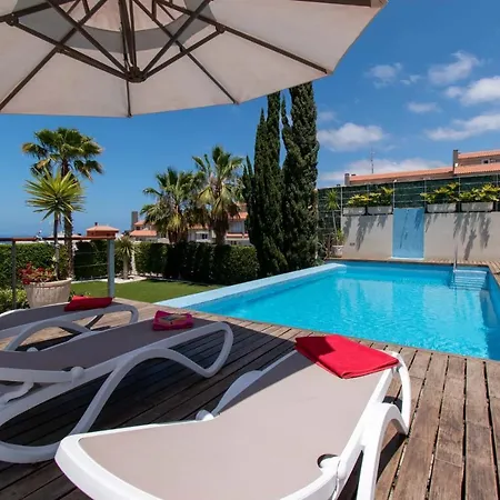 Villa Almeria With Ocean Views *
