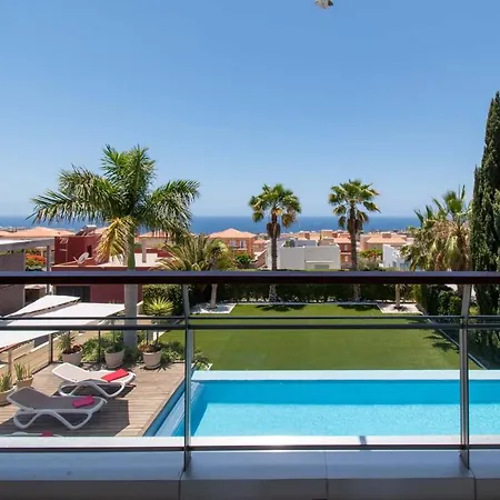 Villa Almeria With Ocean Views *